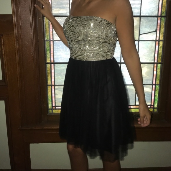 Aidan Mattox designer mini dress - Picture 2 of 6